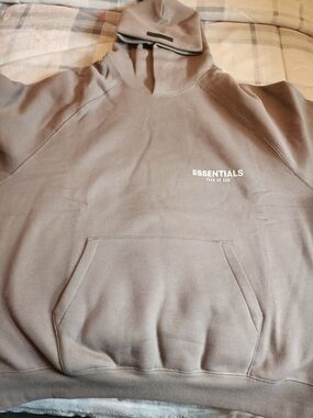 ESSENTIALS Desert Taupe Brown Xl